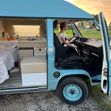 Οργανωμένο κάμπινγκ Rent A Vw T3 Camper Van With Blue Classics Portimão