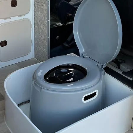 Rent A Vw T3 Camper Van With Blue Classics Οργανωμένο κάμπινγκ *