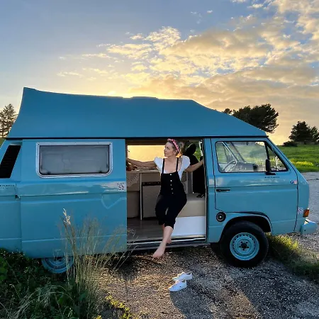 Rent A Blueclassics 's Campervan Vw T3 Azulina In Algarve Au Portugal, Campo de lujo *